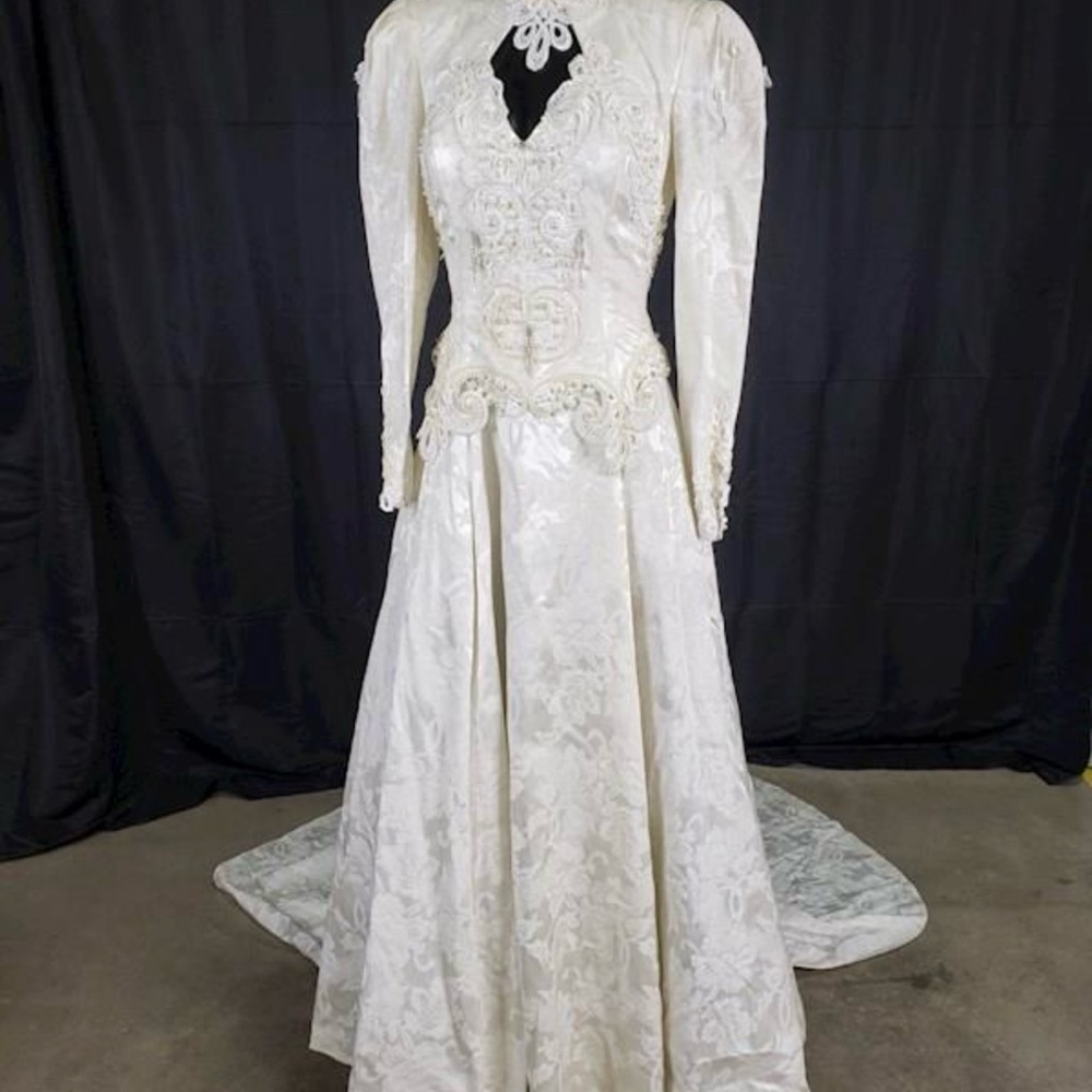 Vintage Jessica McClintock White Long Sleeve Dress